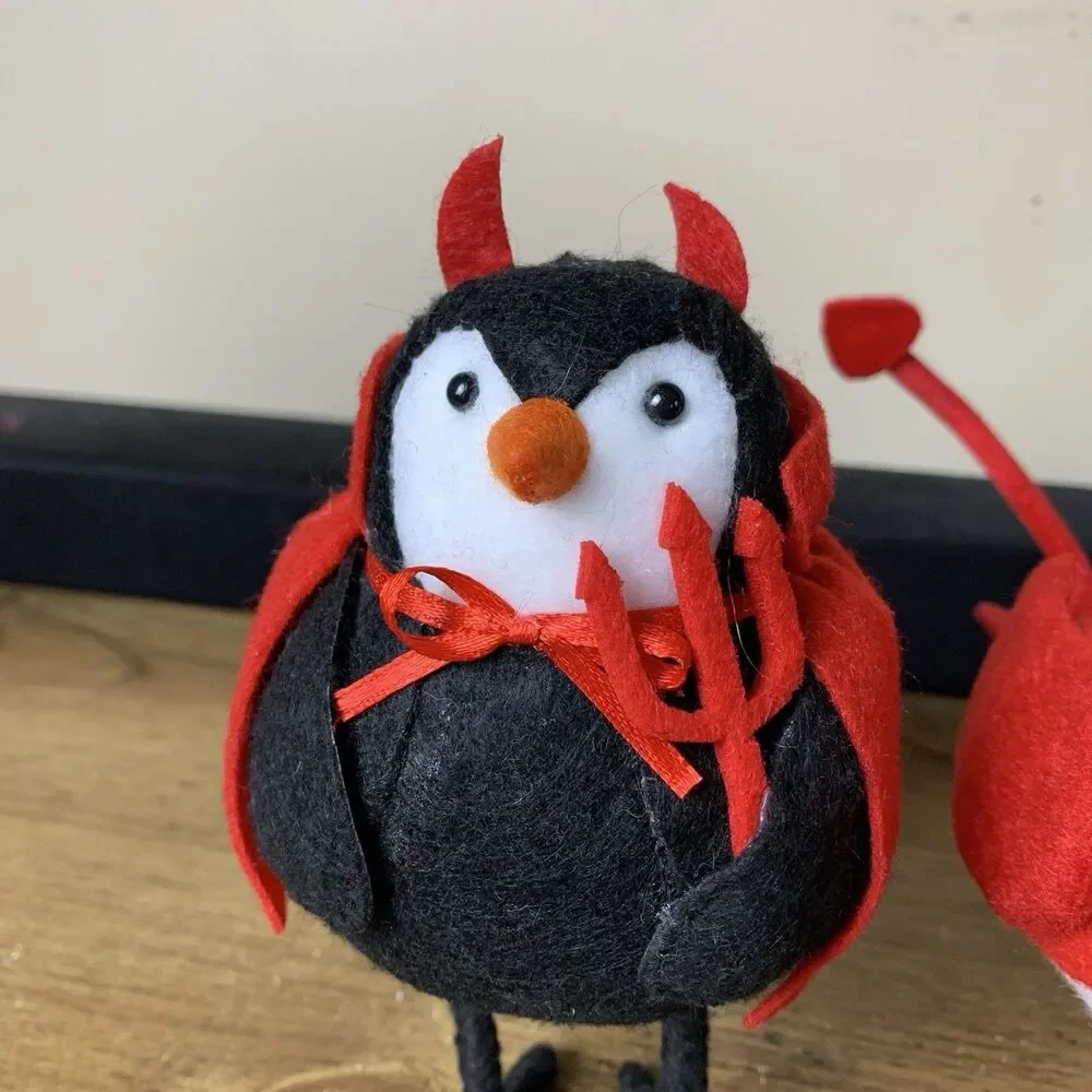 Featherly Friends Felt Bird Set of 2 Red and Black Devil